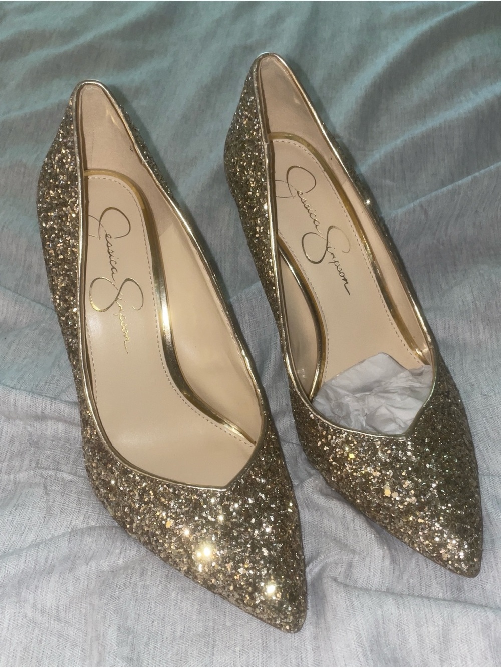 Jessica Simpson Glitter Pointed Toe Heels in Gold- BRAND NEW - Picture 1 of 5